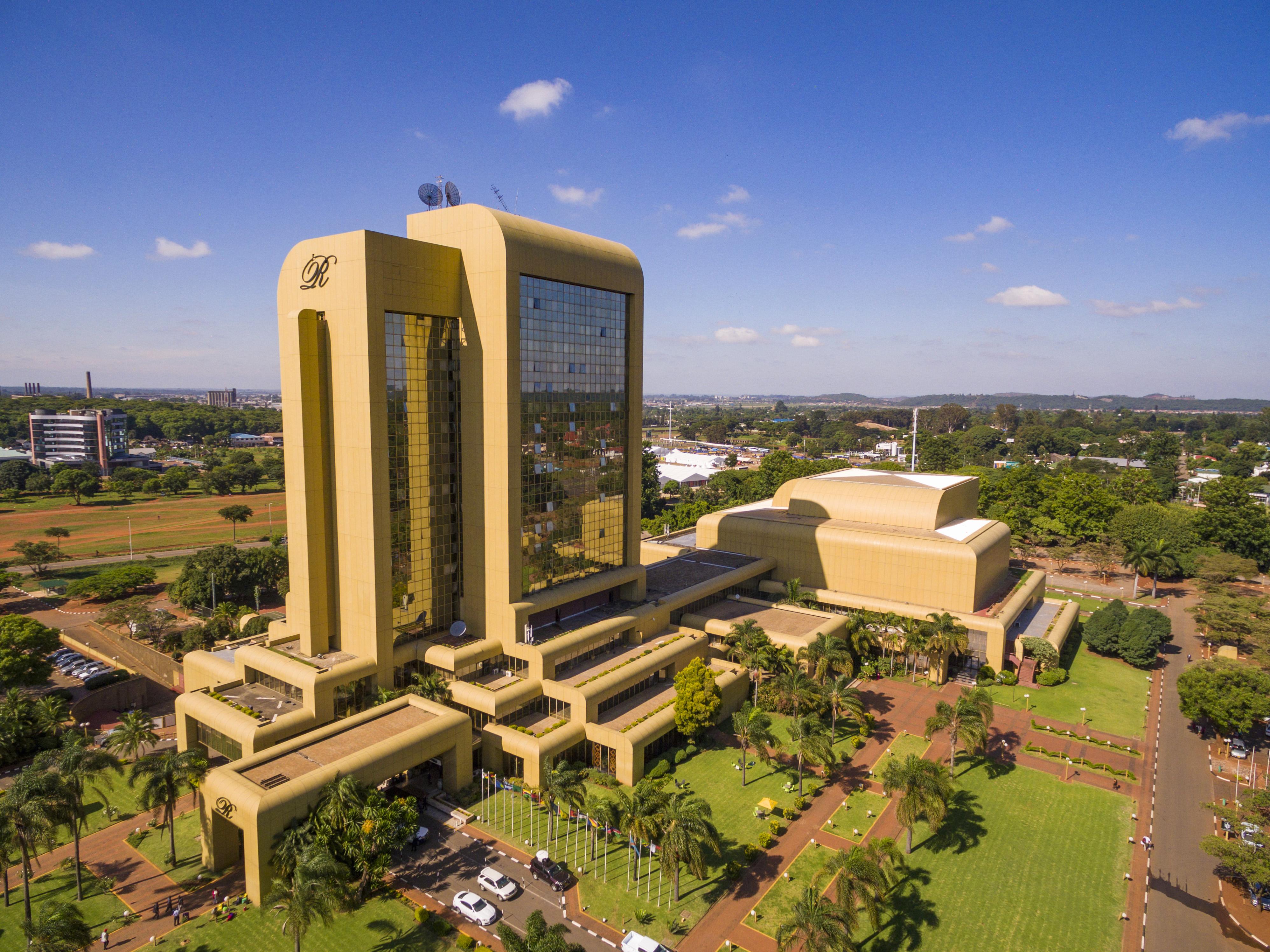 Rainbow Towers Hotel & Conference Centre Harare Exterior photo